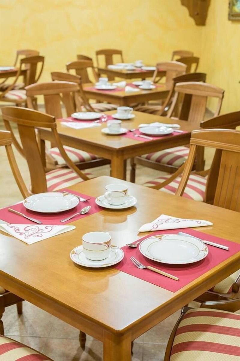 Hotel Real De Castilla - Restoran