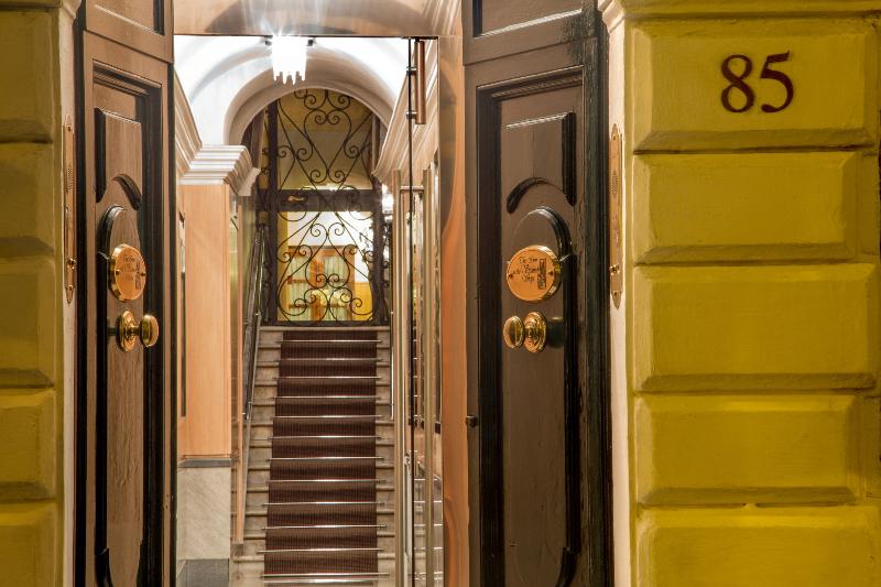 Inn At The Spanish Steps - Lobi