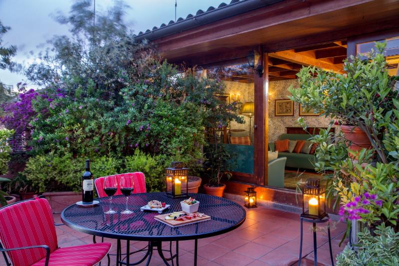 Inn At The Spanish Steps - Teras