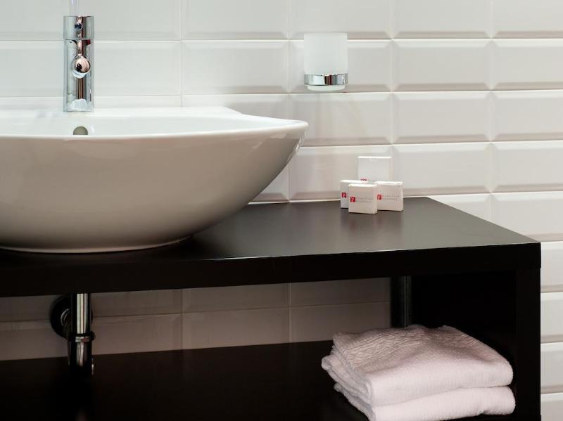 Home Club Suite Hotel - Genel