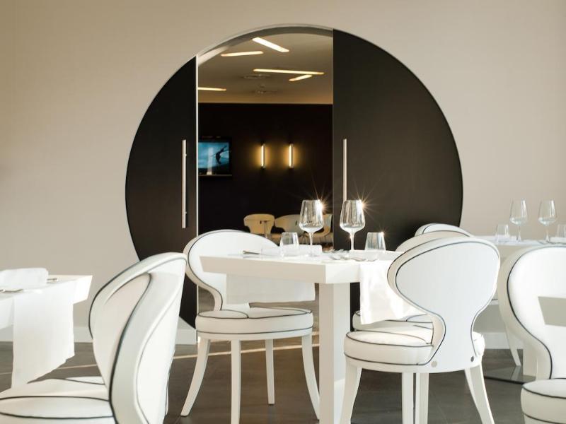 Home Club Suite Hotel - Genel