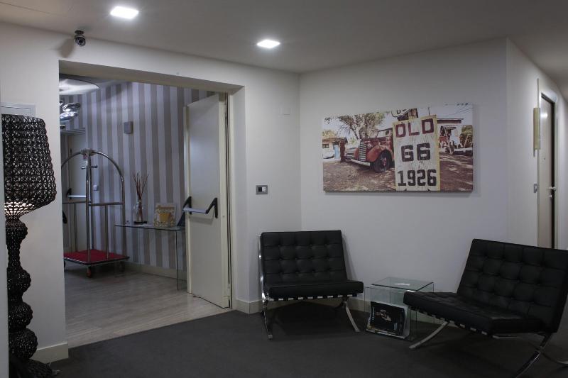 Home Club Suite Hotel - Genel