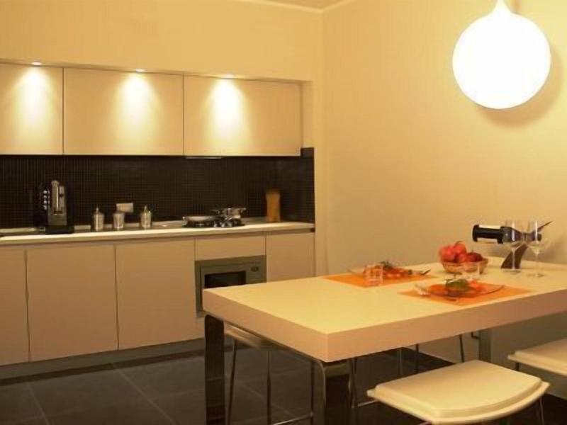 Home Club Suite Hotel - Oda