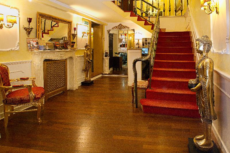 Hotel Noemi - Lobi