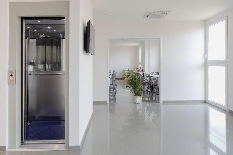 Hotel Cantoria - Lobi