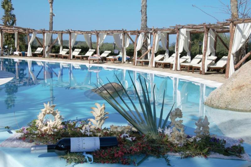 Galanias Hotel And Retreat - Bar