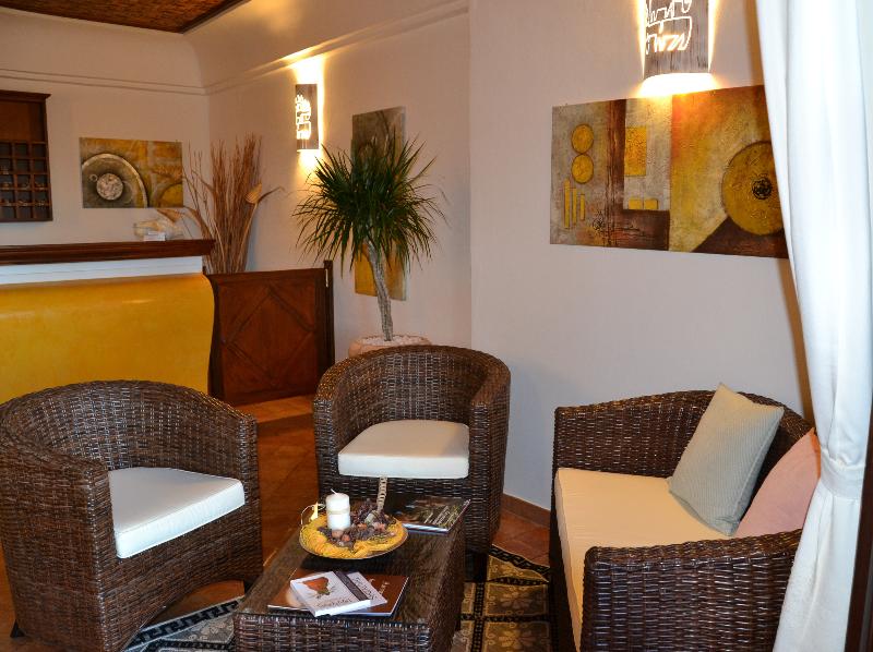 Galanias Hotel And Retreat - Lobi