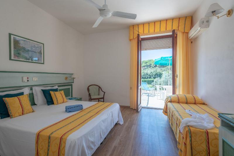 Hotel & Residence Le Acacie - Oda