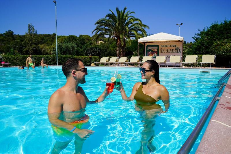 Hotel & Residence Le Acacie - Havuz