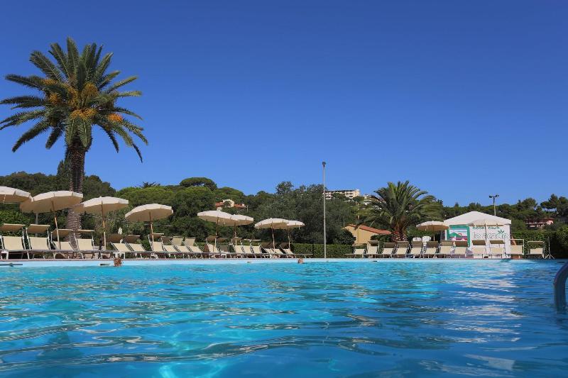 Hotel & Residence Le Acacie - Havuz