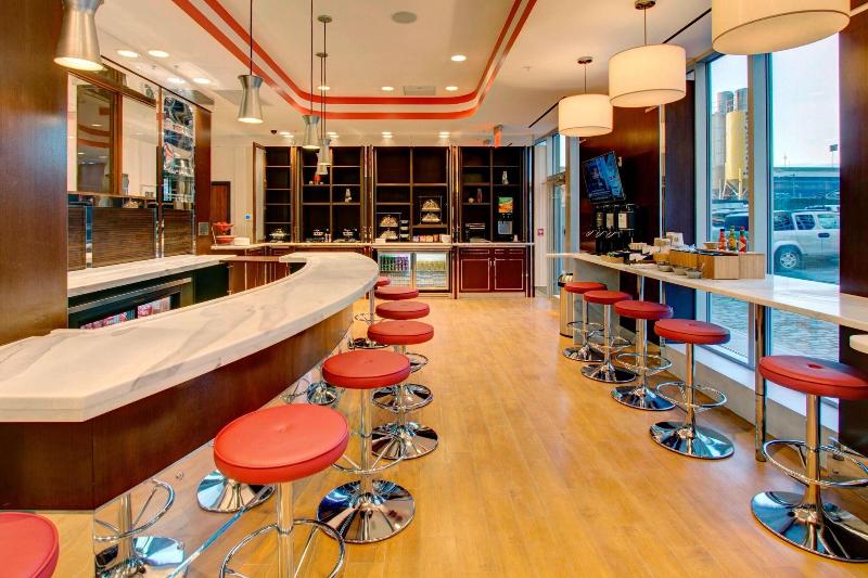Fairfield Inn New York Manhattan/Financial Distric - Restoran