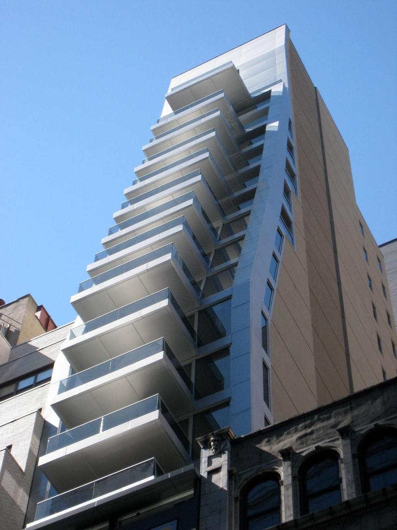 Gotham Hotel - Genel