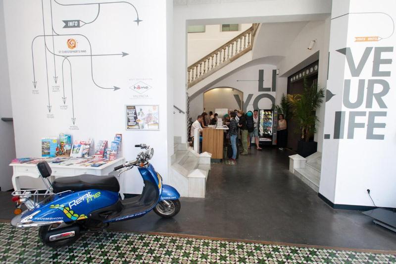 Hostel St Christophers Inn Barcelona - Lobi