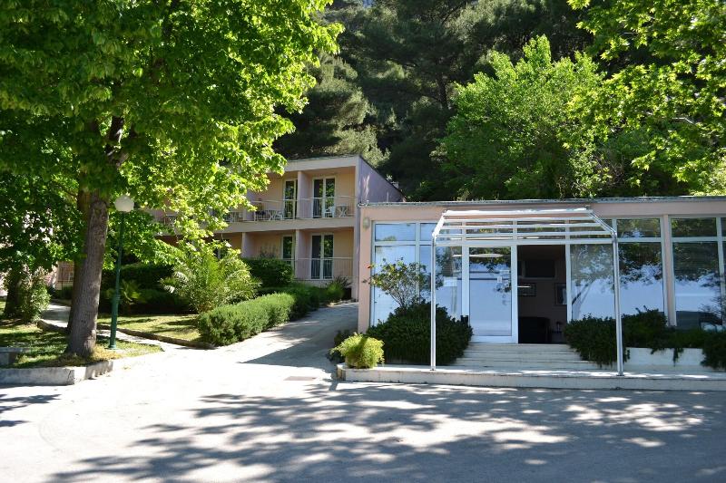 Tourist Settlement Brzet - Genel