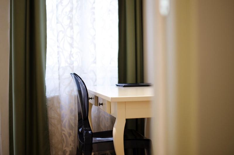 Dolce Vita Suites Hotel - Oda