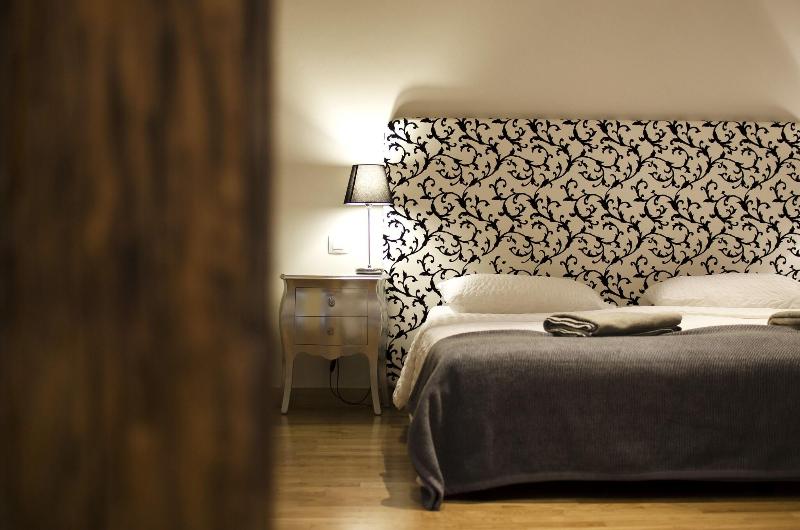 Dolce Vita Suites Hotel - Oda