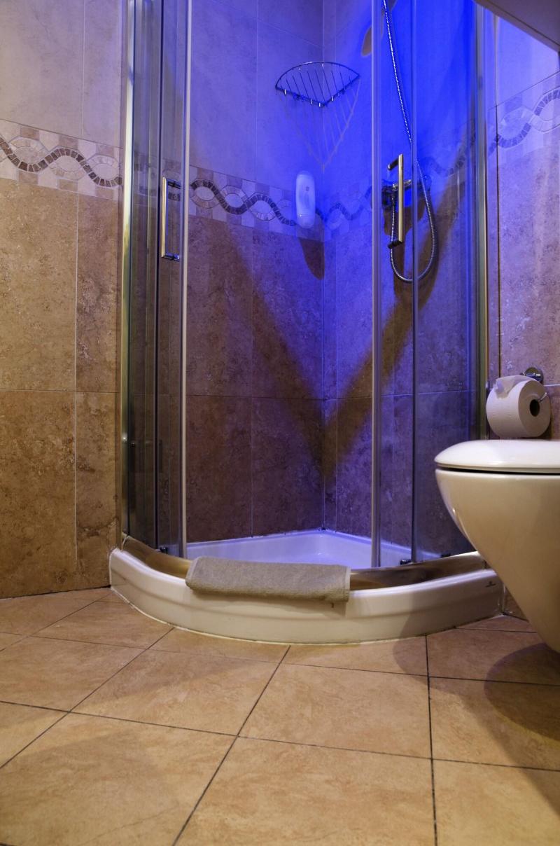 Dolce Vita Suites Hotel - Oda