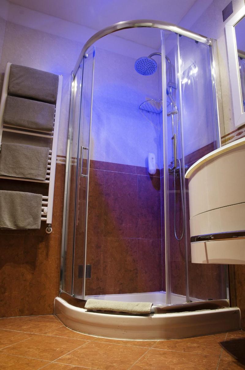Dolce Vita Suites Hotel - Oda