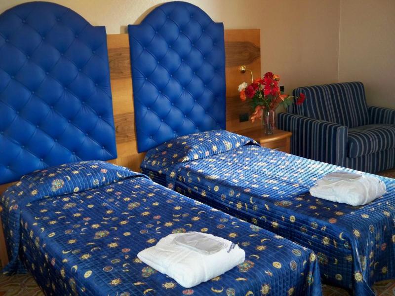 Taormina Park Hotel - Oda