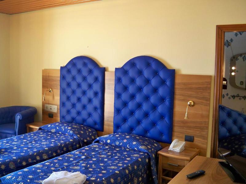 Taormina Park Hotel - Oda