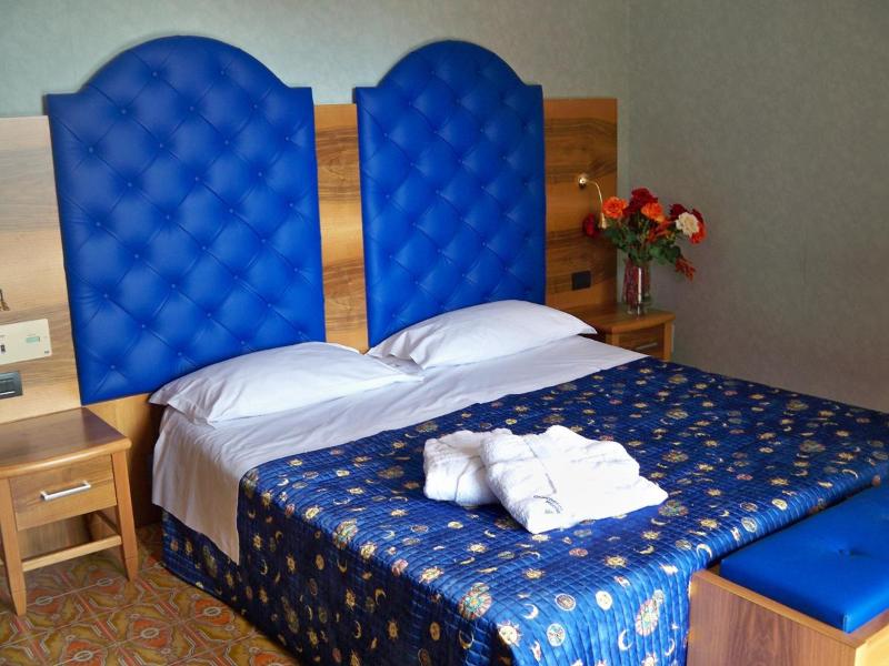Taormina Park Hotel - Oda