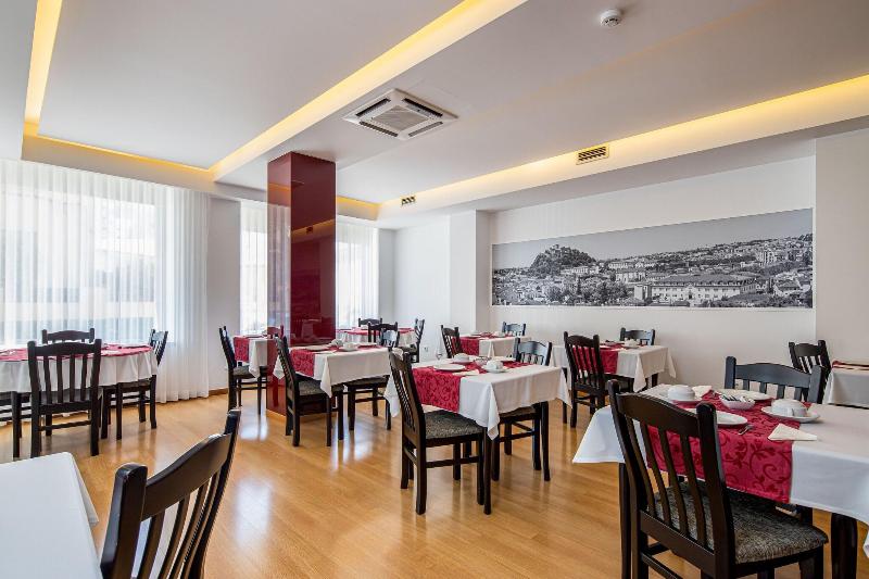Stay Hotel Leiria Centro - Restoran