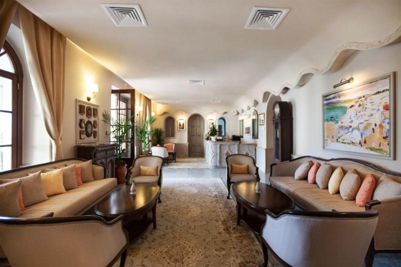 Grand Hotel Villa de France - Lobi