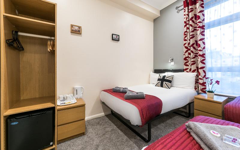 Saba Hotel London - Oda