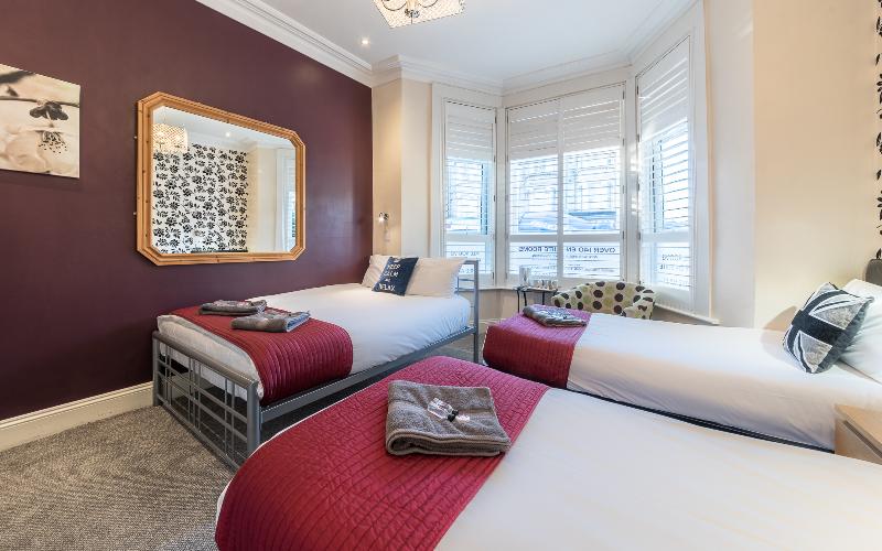 Saba Hotel London - Oda