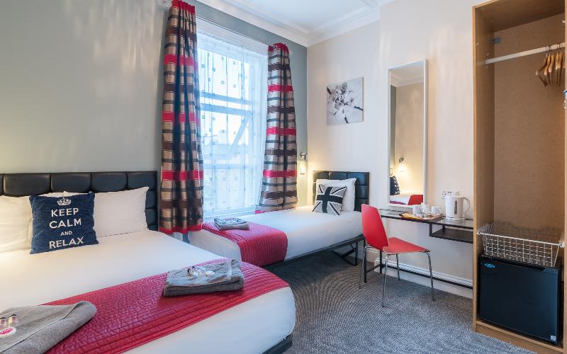 Saba Hotel London - Oda