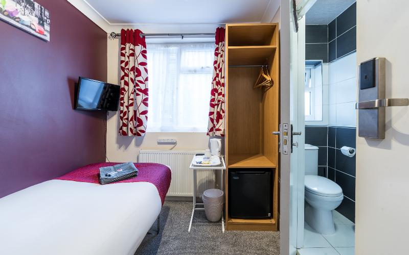 Saba Hotel London - Oda