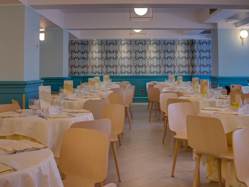 Antares - Restoran