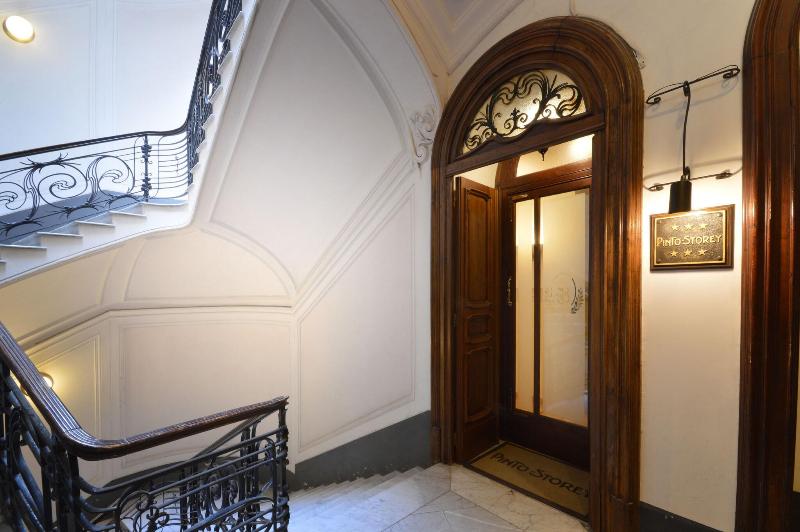 Pinto-Storey Hotel - Genel