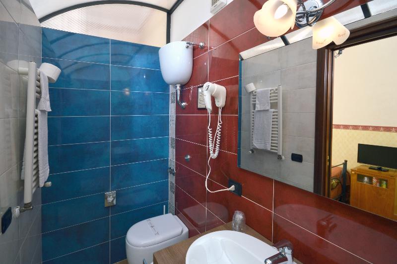 Pinto-Storey Hotel - Oda