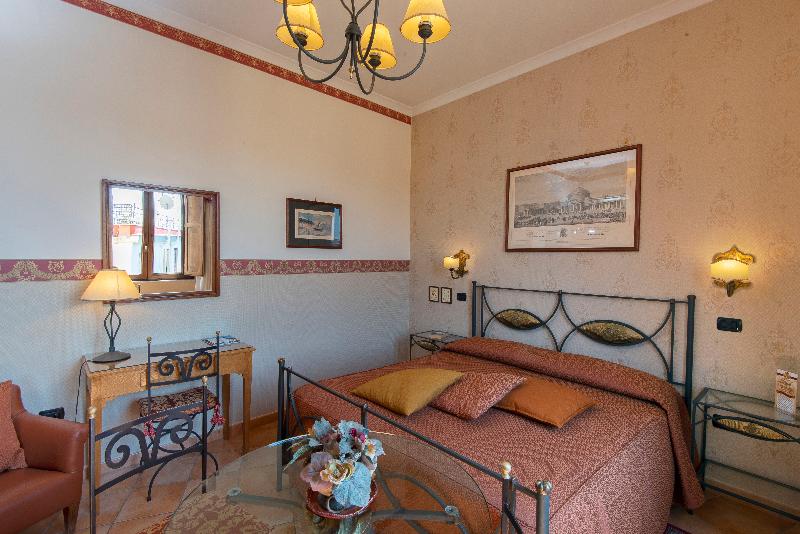 Pinto-Storey Hotel - Oda