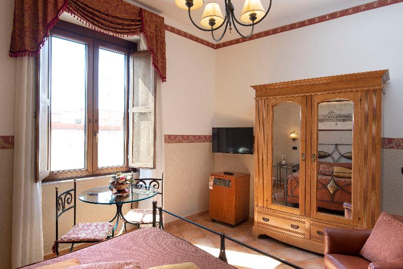 Pinto-Storey Hotel - Oda