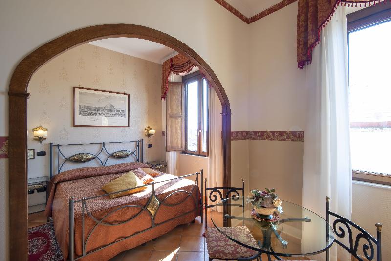 Pinto-Storey Hotel - Oda