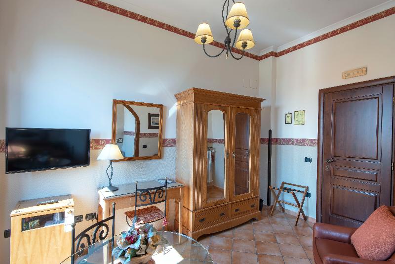 Pinto-Storey Hotel - Oda