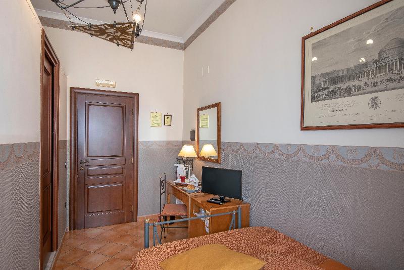 Pinto-Storey Hotel - Oda