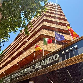 Condestable Iranzo otel fotoğrafı