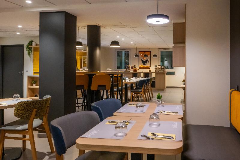 Appart Hotel Odalys City Rennes Lorgeril - Restoran