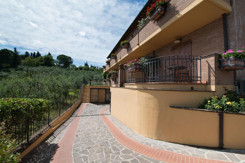 Casa Lari - Genel