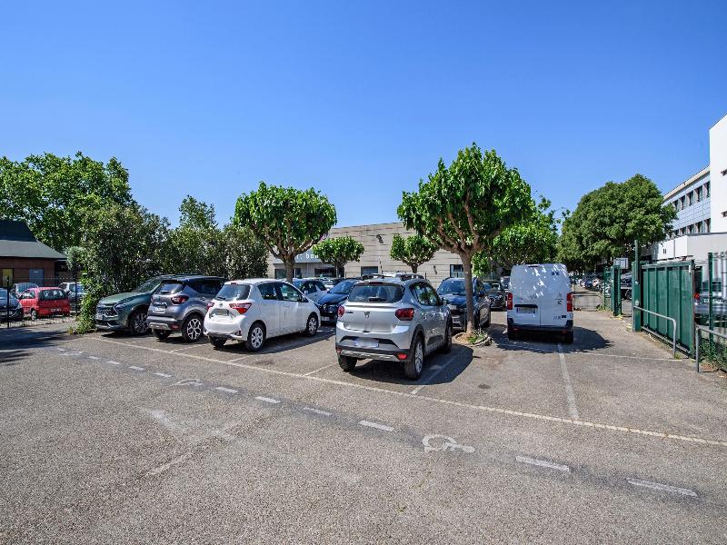Campanile Nimes Centre - Genel
