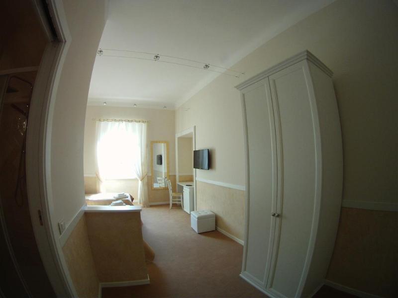 Hotel Domus Liberius - Genel