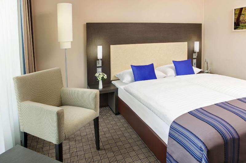 IntercityHotel Hamburg Dammtor - Oda