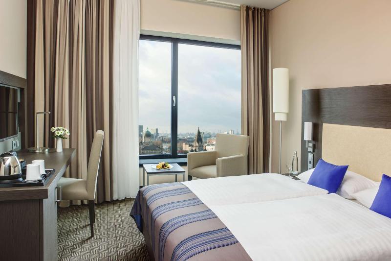 IntercityHotel Hamburg Dammtor - Oda