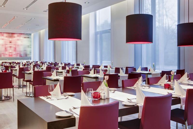IntercityHotel Hamburg Dammtor - Restoran
