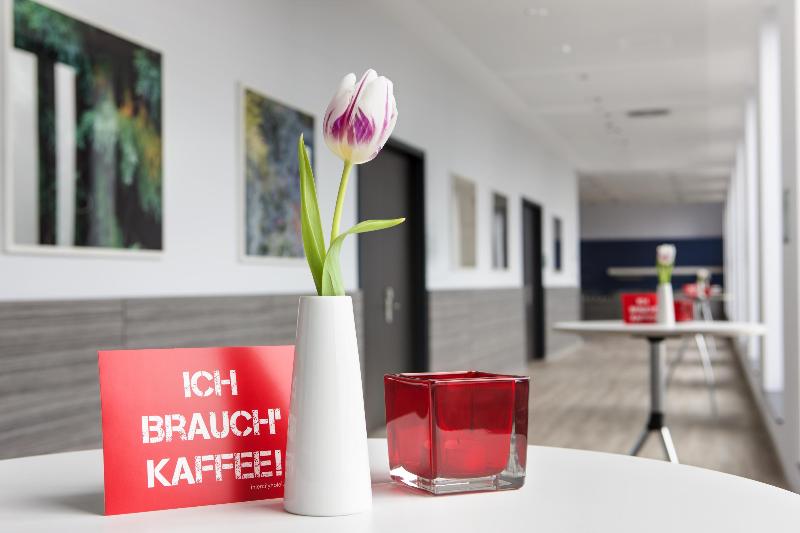 IntercityHotel Hamburg Dammtor - Teras
