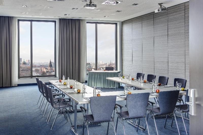 IntercityHotel Hamburg Dammtor - Teras