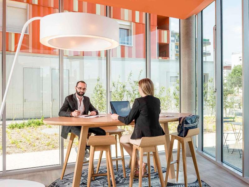 Adagio Access Massy - Genel